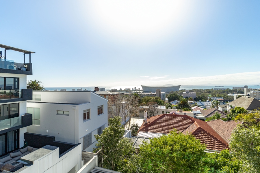 2 Bedroom Property for Sale in Green Point Western Cape